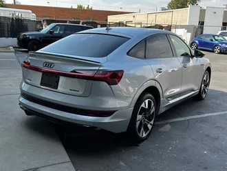 2022 Audi e-tron Sportback quattro Premium S line photo 7