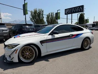 2019 BMW M4 photo 2