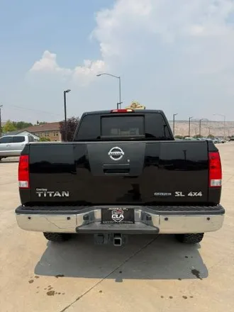 2012 Nissan Titan Crew Cab photo 5