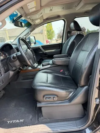 2012 Nissan Titan Crew Cab photo 7