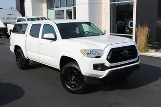 2021 TOYOTA TACOMA photo 2