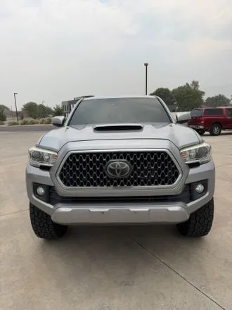 2019 Toyota Tacoma Double Cab photo 5