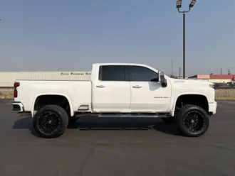2020 Chevrolet Silverado 3500HD photo 2