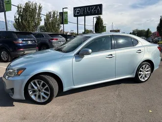 2011 Lexus IS photo 2