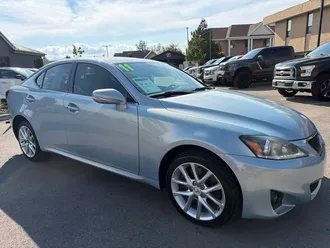2011 Lexus IS photo 7