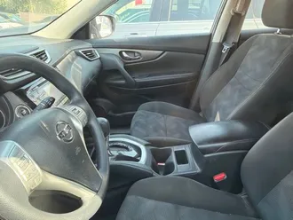 2015 Nissan Rogue photo 3