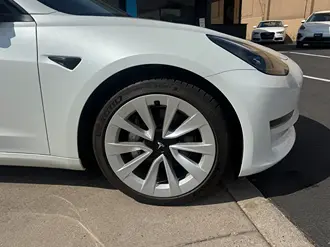 2023 Tesla Model 3 photo 4