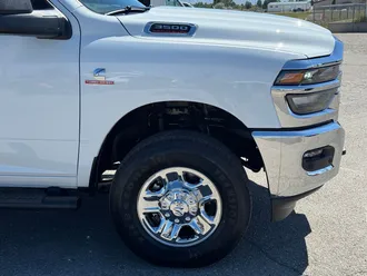 2027 Ram 3500 photo 3