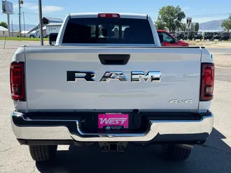 2027 Ram 3500 photo 7