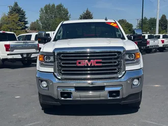 2015 GMC Sierra 2500HD photo 2