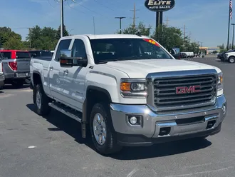 2015 GMC Sierra 2500HD photo 3