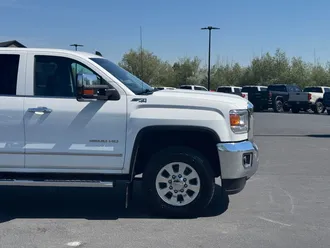 2015 GMC Sierra 2500HD photo 4