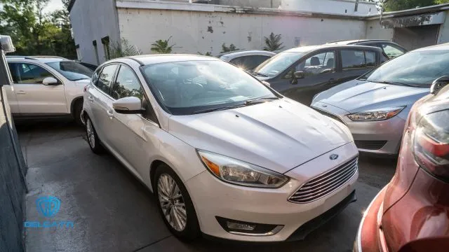 2016 Ford Focus Titanium Hatchback 4D