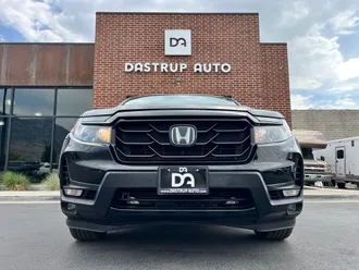 2021 Honda Ridgeline photo 2