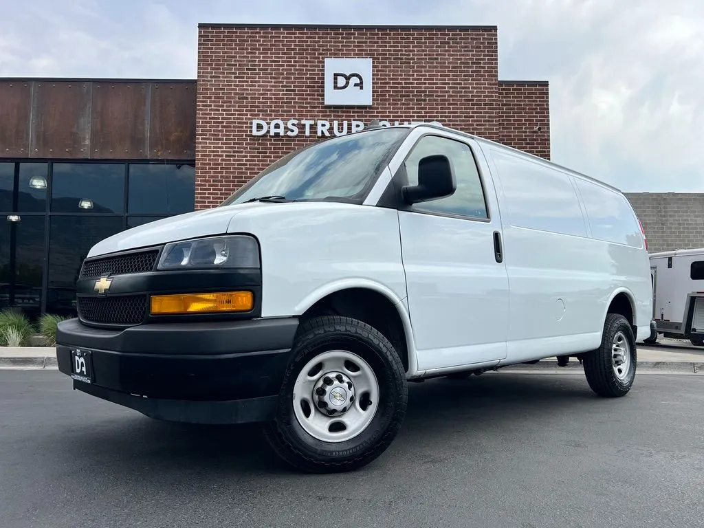 2023 Chevrolet Express Cargo RWD 2500 Regular Wheelbase WT