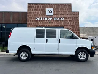 2023 Chevrolet Express Cargo photo 7