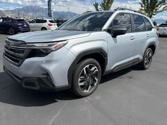2025 Subaru Forester photo 3
