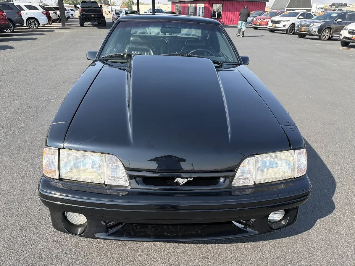 1993 Ford Mustang SVT Cobra Base 2dr Hatchback