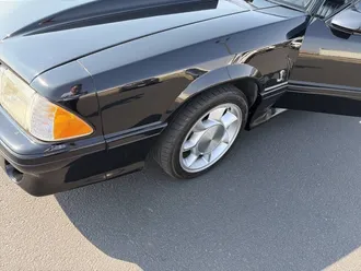 1993 Ford Mustang SVT Cobra photo 3