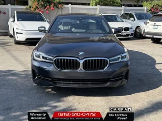 2022 BMW 530e iPerformance photo 2