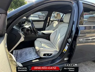 2022 BMW 530e iPerformance photo 7