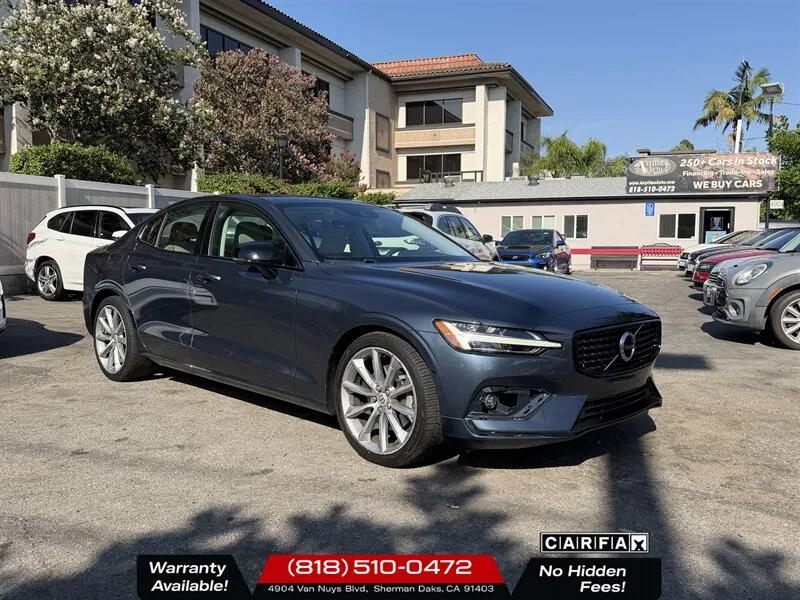 2021 Volvo S60 T5 Momentum T5 Momentum