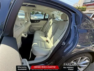 2021 Volvo S60 T5 Momentum photo 5