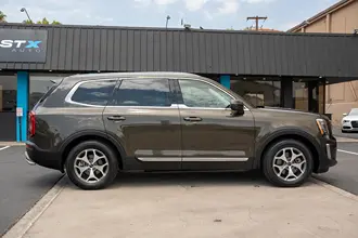 2020 KIA Telluride photo 5