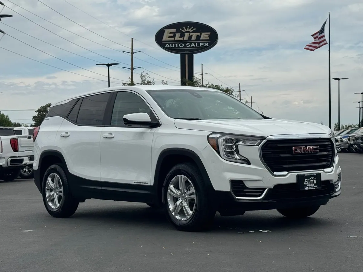 2024 GMC Terrain SLE
