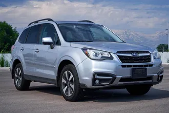 2018 SUBARU FORESTER photo 3