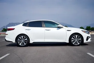 2019 KIA OPTIMA photo 4
