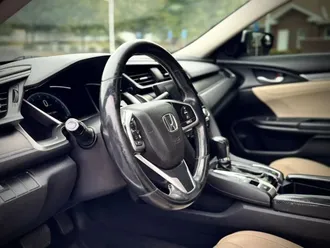 2017 Honda Civic photo 5