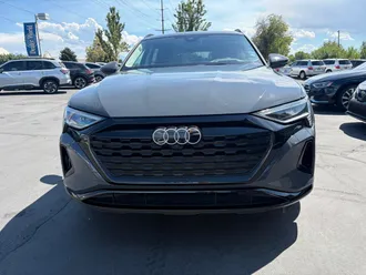 2024 Audi Q8 e-tron photo 2