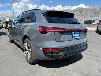 2024 Audi Q8 e-tron photo 7