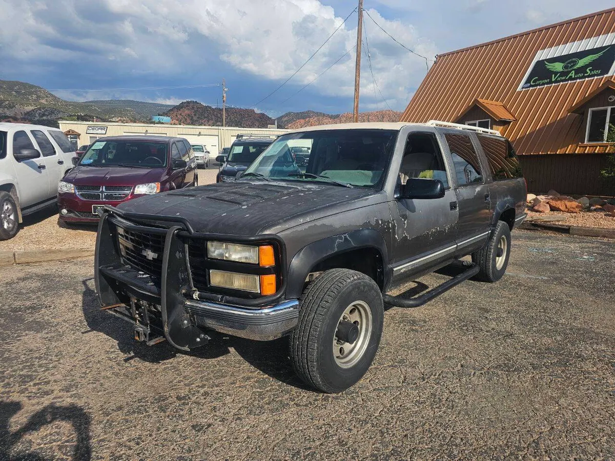 1993 Chevrolet Suburban K2500 4dr 4WD SUV