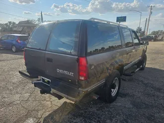 1993 Chevrolet Suburban photo 5