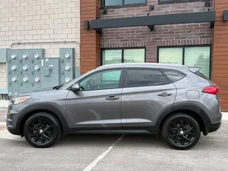 2020 Hyundai Tucson photo 2