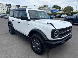 2025 Ford Bronco photo 4