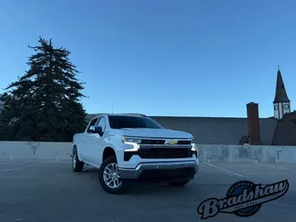 2026 Chevrolet Silverado 1500 photo 2