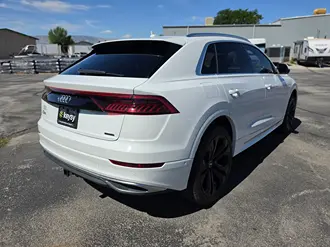 2019 Audi Q8 photo 5