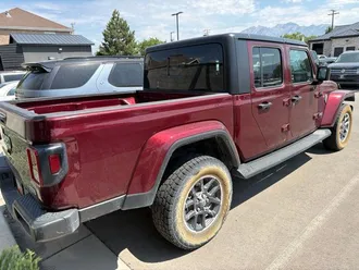 2022 Jeep Gladiator photo 2