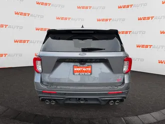 2021 Ford Explorer photo 4