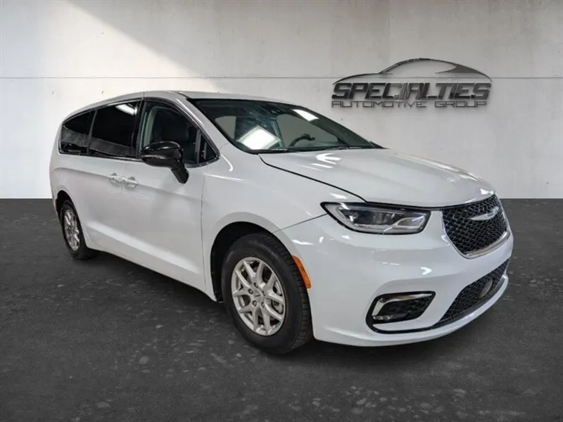 2024 Chrysler Pacifica Touring L Touring L