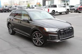 2023 AUDI Q7 photo 2