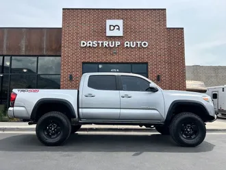 2018 Toyota Tacoma photo 7