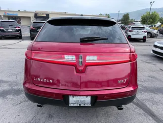 2018 Lincoln MKT photo 4