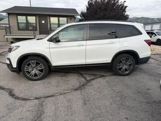 2022 Honda Pilot photo 2