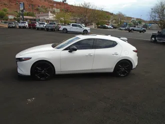 2021 Mazda Mazda3 Hatchback photo 4