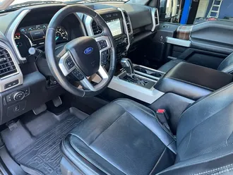 2017 Ford F-150 Lariat photo 2