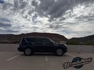 2023 Nissan Armada photo 3